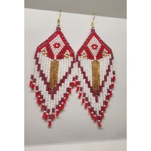 Women's Native American Indian Beaded Earrings.